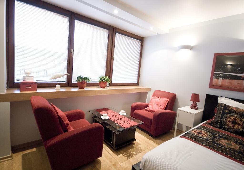 Warsawrent Hit Apartments Bagian luar foto