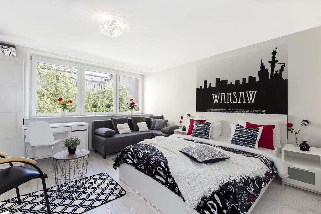 Warsawrent Hit Apartments Bagian luar foto
