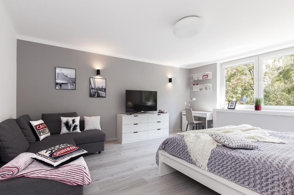 Warsawrent Hit Apartments Bagian luar foto